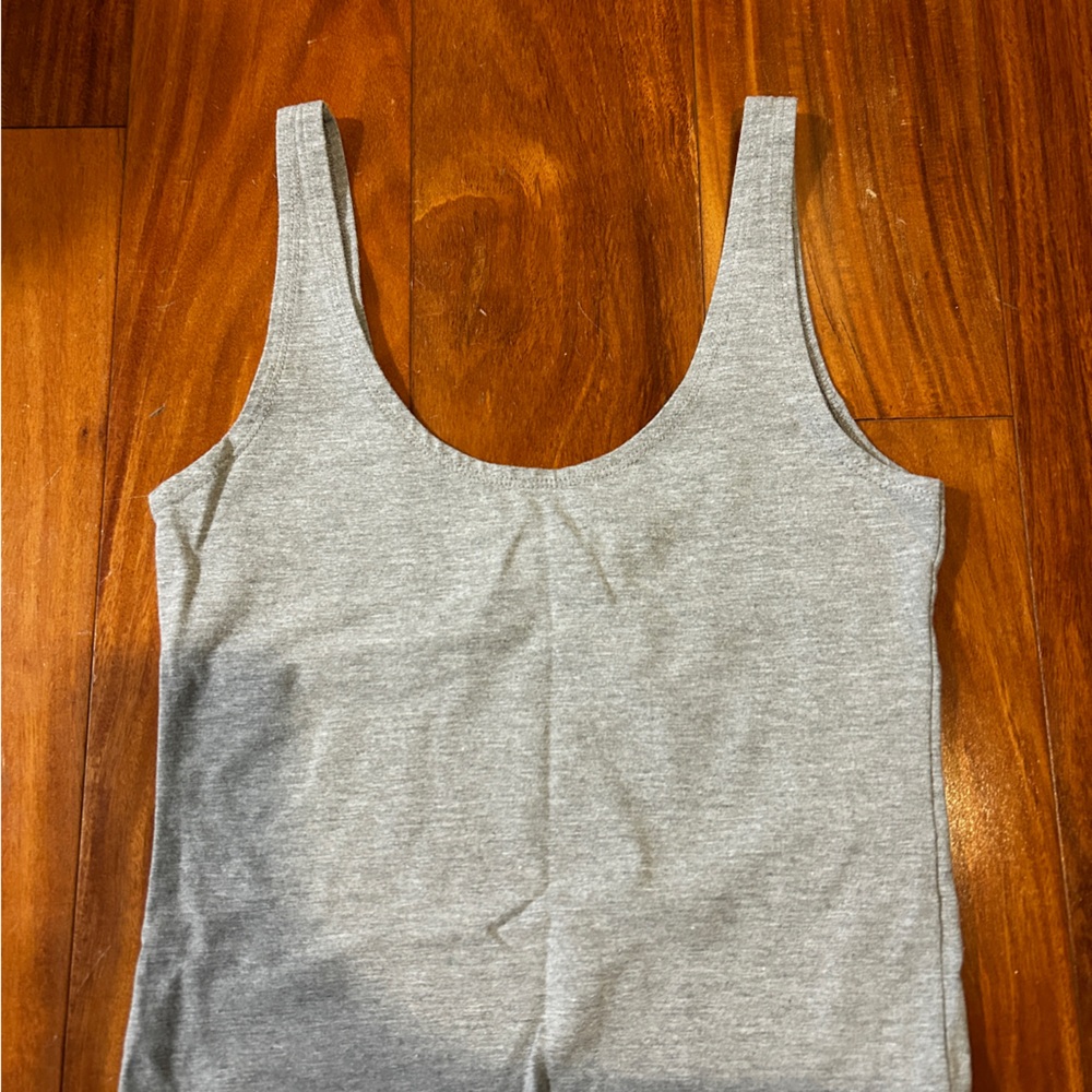Tank crop top